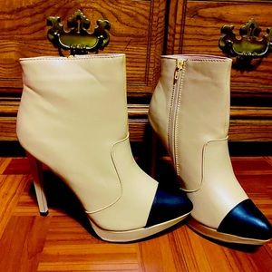 Women’s ankle boots